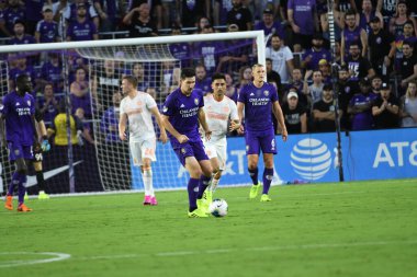 Orlando City SC, 6 Ağustos Salı günü Orlando Florida 'daki Exploria Stadyumu' nda oynanan ABD Kupası sırasında Atlanta United FC 'ye ev sahipliği yaptı..