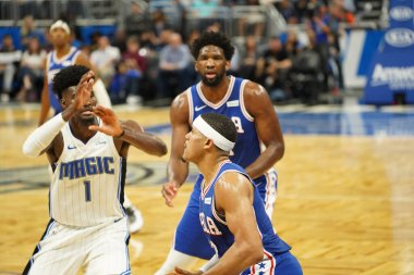 Orlando Magic 27 Aralık 2019 Cuma günü Orlando, Florida 'daki Amway Arena' da Philadelphia 76ers 'a ev sahipliği yapıyor..