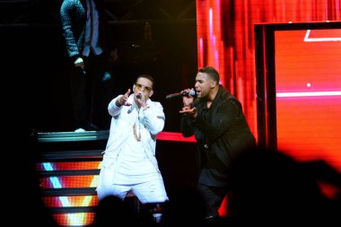 Baba Yankee ve Don Omar 7 Ağustos 2016 'da Orlando Florida' daki Amway Center 'da konser verdiler.. 