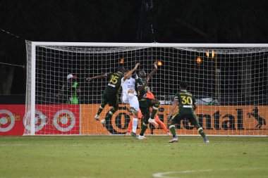 Los Angeles Galaksisi, 14 Temmuz 2020 'de Orlando Florida ABD' deki ESPN Vahşi Spor Dünyası 'nda düzenlenen MLS Sırt Turnuvası sırasında Portland Timbers ile karşı karşıya geldi.