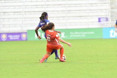 Orlando Pride, 22 Nisan 2018 'de Florida, Orlando' daki Exploria Stadyumu 'nda Houston Dash' e ev sahipliği yaptı.. 