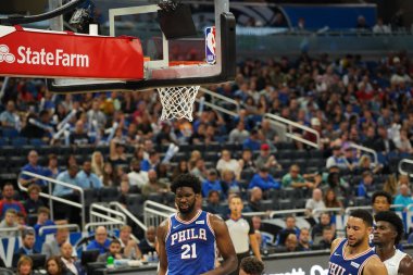 Orlando Magic 13 Ekim 2019 'da Florida, Orlando' daki Amway Center 'da Philadelphia 76ers' a ev sahipliği yaptı..  