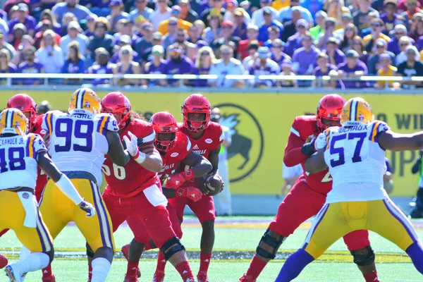 Lsu Affronta Louisville Durante 71St Citrus Bowl Camping World Stadium — Foto Stock