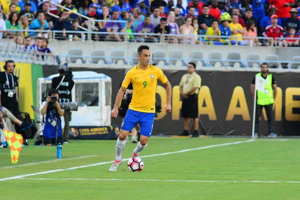 Brezilya, 8 Haziran 2016 tarihinde Orlando Florida 'daki Copa America Centenario' da Haiti ile karşılaştı..