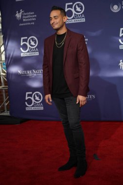 15 Ekim 2019 'da Nashville, Tennessee' deki Linbscome Üniversitesi 'nde verilen 50. GMA Dove Ödülleri sırasında kırmızı halı. 