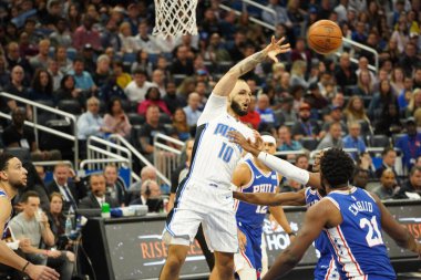 Orlando Magic 27 Aralık 2019 Cuma günü Orlando, Florida 'daki Amway Arena' da Philadelphia 76ers 'a ev sahipliği yapıyor..