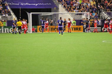 Orlando City SC, 8 Mayıs 2015 'te Florida' daki Kamp Dünyası Stadyumu 'nda Los Angeles Galaksisi' ne ev sahipliği yaptı.. 