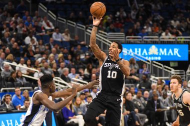 Orlando Magic, 19 Aralık 2018 tarihinde Orlando Florida 'daki Amway Center' da San Antonio Spurs 'a ev sahipliği yapmaktadır.. 