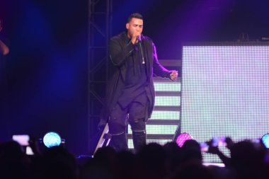 Baba Yankee ve Don Omar 7 Ağustos 2016 'da Orlando Florida' daki Amway Center 'da konser verdiler..  