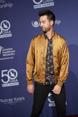 15 Ekim 2019 'da Nashville, Tennessee' deki Linbscome Üniversitesi 'nde verilen 50. GMA Dove Ödülleri sırasında kırmızı halı. 