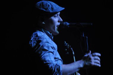 Christian Rock Bands Audio Adrenaline ve Kutless 23 Mart 2014 'te Osceola Sahne Sanatları Merkezi Kissimmee, FL' de sahne almaktadır.. 