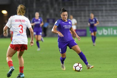 Orland Pride, 25 Ağustos 2018 'de Orlando Florida' daki Exploria Stadyumu 'nda Chicago Red Stars' a ev sahipliği yapıyor..  