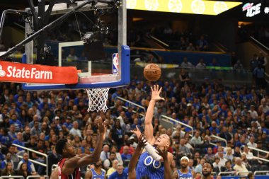 Orlando Magic 17 Ekim 2018 'de Orlando Florida' daki Amway Center 'da Miami Heat' i sunar..