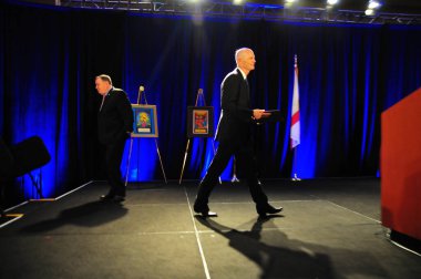 Florida Valisi Rick Scott 13 Ekim 2015 'te Orlando Florida' daki İnanç Sempozyumunda konuşma yapacak..  