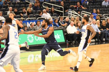 Orlando Magic 10 Ekim 2018 tarihinde Orlando Florda 'daki Amway Center' da Memphis Grizzilies 'e ev sahipliği yaptı..  