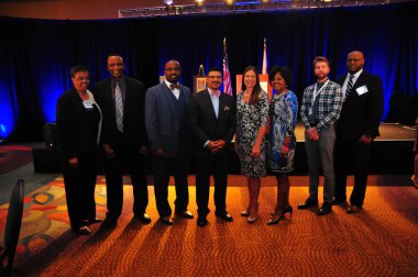 Florida Valisi Rick Scott 13 Ekim 2015 'te Orlando Florida' daki İnanç Sempozyumunda konuşma yapacak.. 