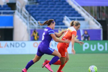 Orlando Pride sunucusu Houston Dash 23 Haziran 2016 'da Orlando Florida' daki Dünya Kampı Stadyumu 'nda..