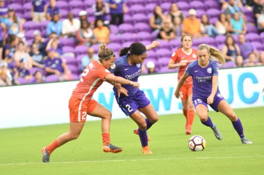 Orlando Pride, 27 Haziran 2018 tarihinde Orlando City Stadyumu 'nda Houston Dash' e ev sahipliği yaptı..  