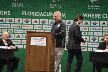 Basın Konferansı futbolcularının görüntüsü