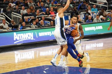 Orlando Magic 13 Ekim 2019 'da Florida, Orlando' daki Amway Center 'da Philadelphia 76ers' a ev sahipliği yaptı.. 