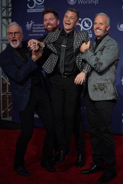 15 Ekim 2019 'da Nashville, Tennessee' deki Linbscome Üniversitesi 'nde verilen 50. GMA Dove Ödülleri sırasında kırmızı halı. 