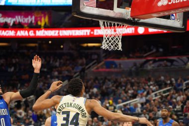 Orlando Magic, Orlando, Florida, ABD 'deki Amway Center' da Milwaukee Bucks 'a ev sahipliği yapıyor. 1 Kasım 2019.  