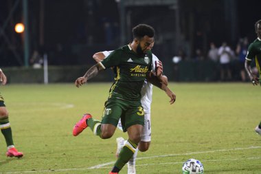 Los Angeles Galaksisi, 14 Temmuz 2020 'de Orlando Florida ABD' deki ESPN Vahşi Spor Dünyası 'nda düzenlenen MLS Sırt Turnuvası sırasında Portland Timbers ile karşı karşıya geldi.