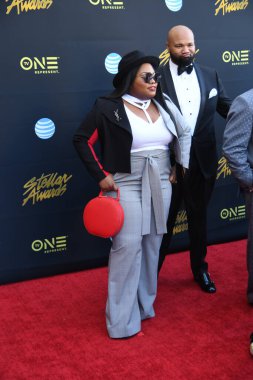 24 Mart 2018 Cumartesi günü Las Vegas 'taki Orleans Resort' ta düzenlenen 33. Yıldız Ödülleri Kırmızı Halı sırasında ünlüler. 