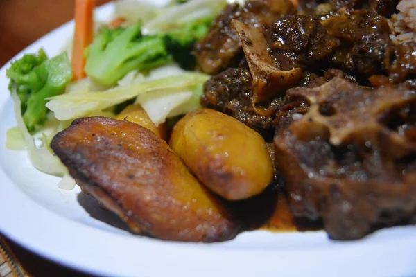 Hermoso Plato Deliciosa Comida Caribeña — Foto de Stock