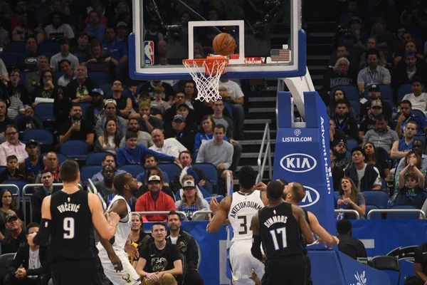 Orlando Magic Hosts Milwaukee Bucks Amway Arena Orlando Florida Saturday — Stock Photo, Image