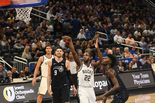 Orlando Magic Gospodarzem Milwaukee Bucks Amway Arena Florydzie Sobotę Stycznia — Zdjęcie stockowe