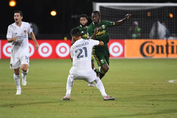 Los Angeles Galaksisi, 14 Temmuz 2020 'de Orlando Florida ABD' deki ESPN Vahşi Spor Dünyası 'nda düzenlenen MLS Sırt Turnuvası sırasında Portland Timbers ile karşı karşıya geldi.