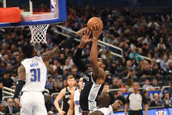 Orlando Magic, 19 Aralık 2018 tarihinde Orlando Florida 'daki Amway Center' da San Antonio Spurs 'a ev sahipliği yapmaktadır.. 