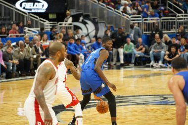 Orlando Magic, 13 Aralık 2019 Cuma günü Orlando, Florida 'daki Amway Center' da Houston Rockets 'a ev sahipliği yapıyor.