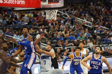 Orlando Magic 13 Ekim 2019 'da Florida, Orlando' daki Amway Center 'da Philadelphia 76ers' a ev sahipliği yaptı..  