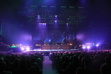 TransSibirya Orkestrası 14 Aralık 2014 'te Orlando Florida' daki Amway Center 'da konser verir..