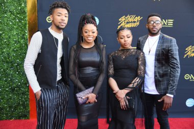 24 Mart 2018 Cumartesi günü Las Vegas 'taki Orleans Resort' ta düzenlenen 33. Yıldız Ödülleri Kırmızı Halı sırasında ünlüler.