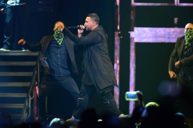 Baba Yankee ve Don Omar 7 Ağustos 2016 'da Orlando Florida' daki Amway Center 'da konser verdiler..  