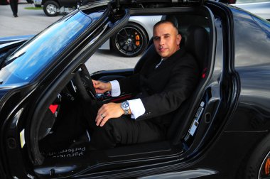 19 Eylül 2015 'te, Bebekler için Kahramanlar Sanford Florida' da bir bağış etkinliğine ev sahipliği yaptı..  