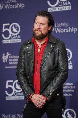 15 Ekim 2019 'da Nashville, Tennessee' deki Linbscome Üniversitesi 'nde verilen 50. GMA Dove Ödülleri sırasında kırmızı halı. 