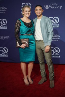 15 Ekim 2019 'da Nashville, Tennessee' deki Linbscome Üniversitesi 'nde verilen 50. GMA Dove Ödülleri sırasında kırmızı halı. 