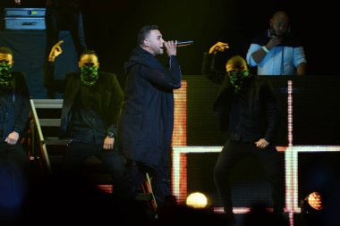 Baba Yankee ve Don Omar 7 Ağustos 2016 'da Orlando Florida' daki Amway Center 'da konser verdiler..  