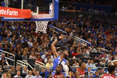 Orlando Magic 17 Ekim 2018 'de Orlando Florida' daki Amway Center 'da Miami Heat' i sunar..