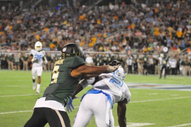 Kuzey Carolina 29 Aralık 2015 tarihinde Orlando Florida 'daki Kamp Dünya Stadyumu' nda oynanan Russell Atletizm Kupası 'nda Baylor ile karşılaşacak.. 