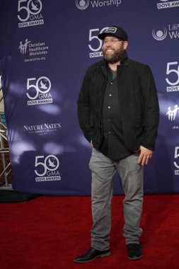 15 Ekim 2019 'da Nashville, Tennessee' deki Linbscome Üniversitesi 'nde verilen 50. GMA Dove Ödülleri sırasında kırmızı halı. 