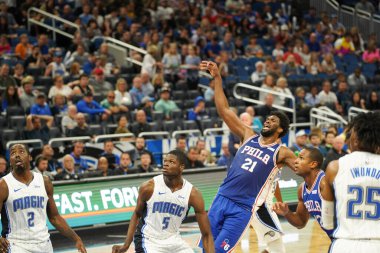 Orlando Magic 13 Ekim 2019 'da Florida, Orlando' daki Amway Center 'da Philadelphia 76ers' a ev sahipliği yaptı..