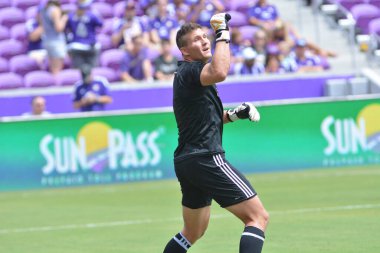 Orlando City 15 Nisan 2017 'de Florida, Orlando' daki Citrus Bowl 'da Los Angeles Galaksisine ev sahipliği yaptı..  