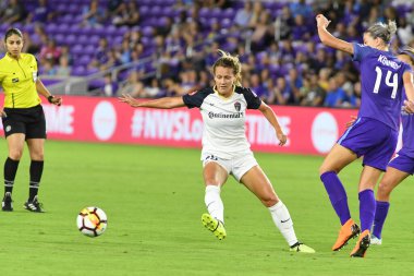 Orlando Pride, 23 Mayıs 2018 'de Orlando Florida' daki Exploria Stadyumu 'nda Kuzey Carolina Cesareti' ne ev sahipliği yapmaktadır..  