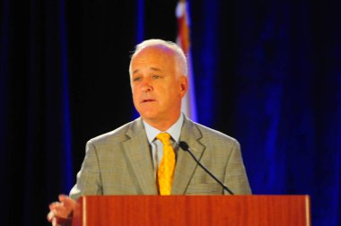 Florida Valisi Rick Scott 13 Ekim 2015 'te Orlando Florida' daki İnanç Sempozyumu 'nda konuşma yapacak. Fotoğraf: Marty Jean-Louis