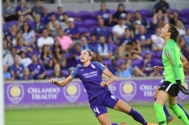 Orlando Pride, 23 Mayıs 2018 'de Orlando Florida' daki Exploria Stadyumu 'nda Kuzey Carolina Cesareti' ne ev sahipliği yapmaktadır..  